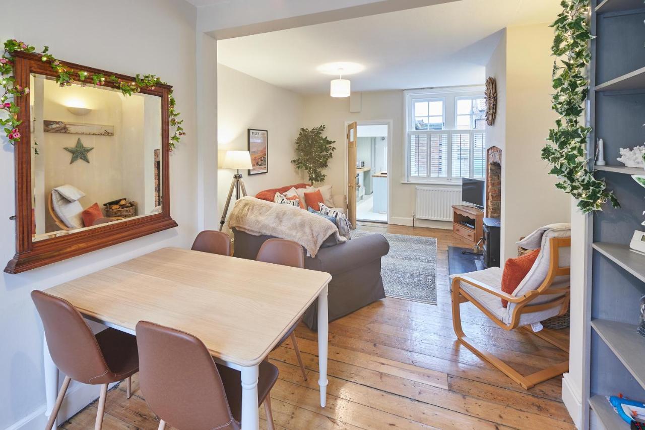 Host & Stay - 1 Coastguard Cottages سكرابورو المظهر الخارجي الصورة