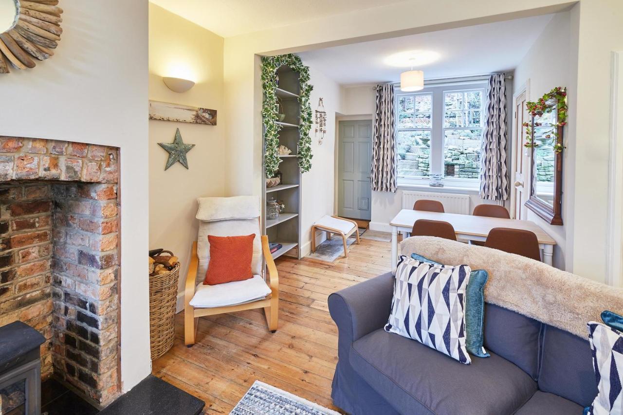 Host & Stay - 1 Coastguard Cottages سكرابورو المظهر الخارجي الصورة
